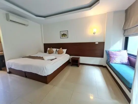Deluxe Tek Büyük veya İki Ayrı Yataklı Oda, Havuz Kullanımı