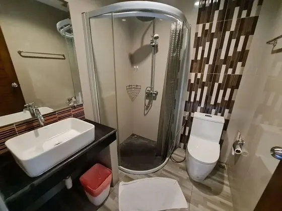 Deluxe Tek Büyük veya İki Ayrı Yataklı Oda, Havuz Kullanımı