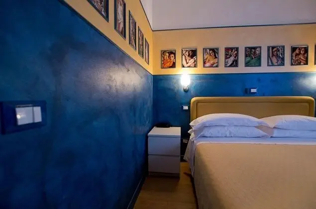 Economy Tek Büyük Yataklı Oda