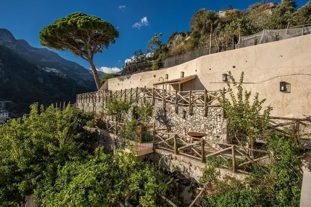 Villa, Sigara İçilebilir