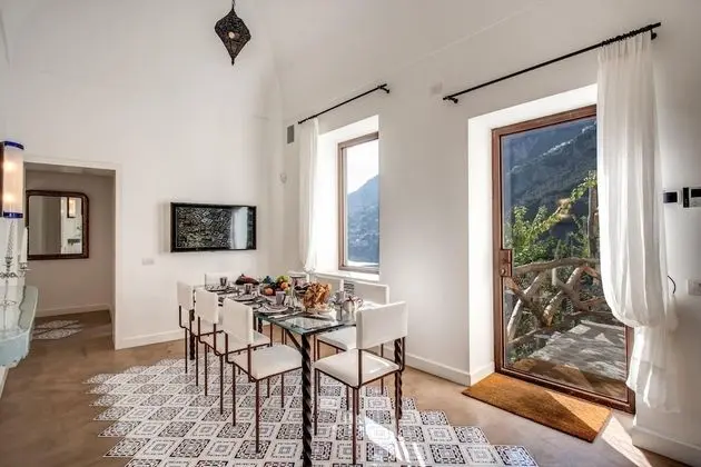 Villa, Sigara İçilebilir