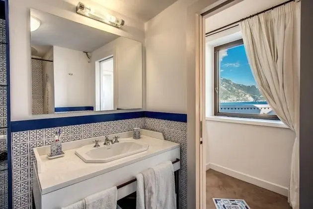 Villa, Sigara İçilebilir