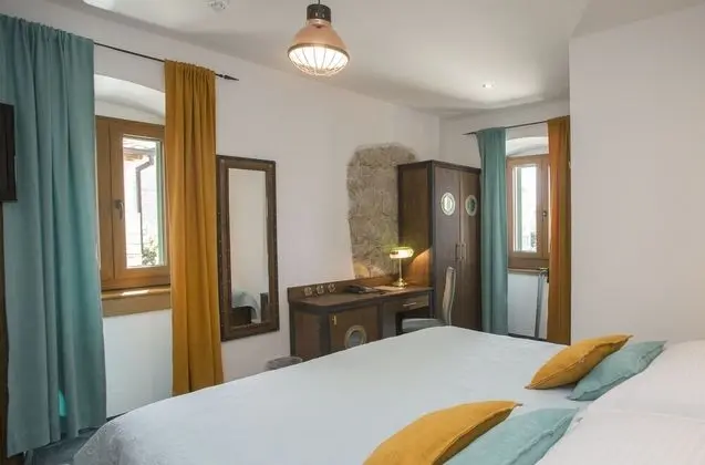 Comfort Tek Büyük veya İki Ayrı Yataklı Oda, Şehir Manzaralı