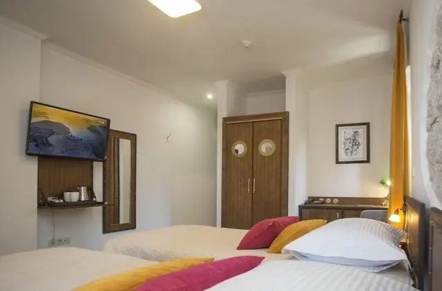 Comfort Tek Büyük veya İki Ayrı Yataklı Oda, Şehir Manzaralı