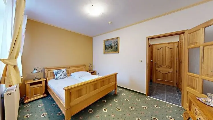 Tek Büyük Yataklı Oda