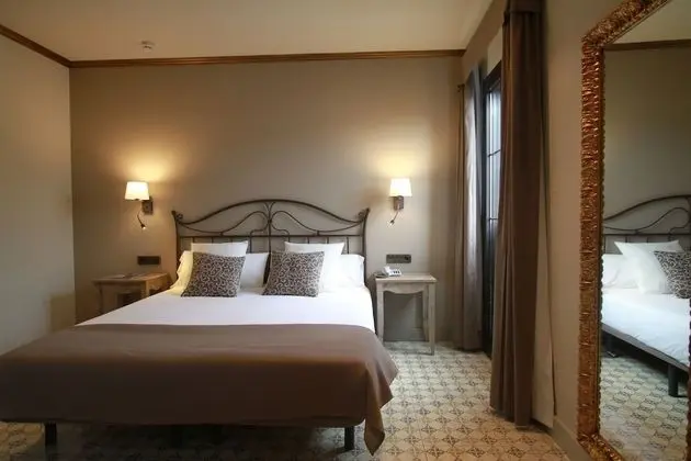 Tek Büyük Yataklı Oda (Vista Plaza)