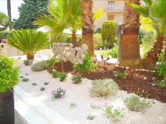 Comfort Tek Büyük veya İki Ayrı Yataklı Oda