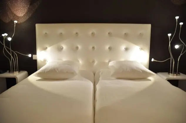 İki Ayrı Yataklı Oda