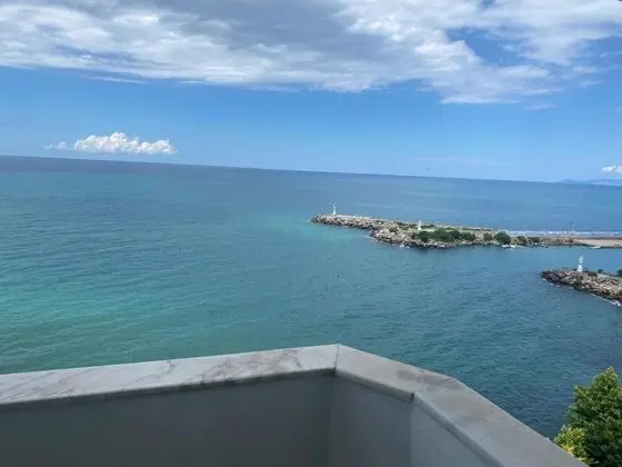 Aile Odası, Deniz Manzaralı
