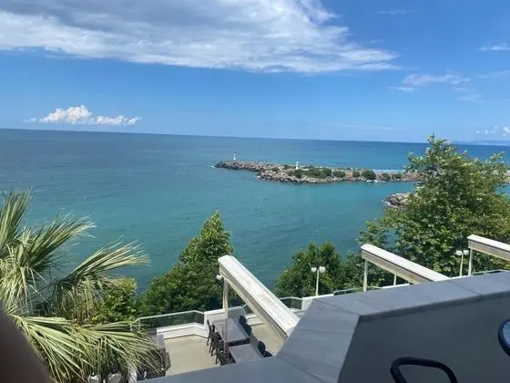 Standart Oda, Deniz veya Kara Manzaralı