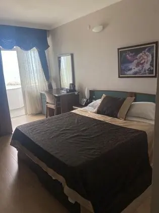 Standart Oda, Deniz veya Kara Manzaralı