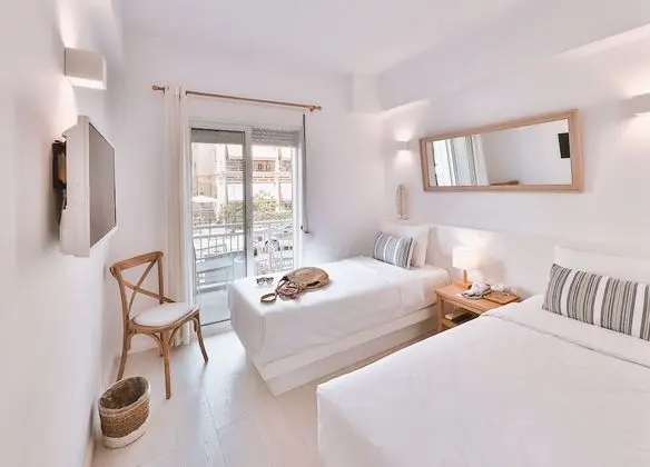 Üç Kişilik Oda, Balkon