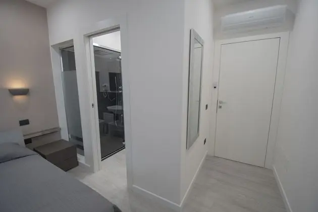 Deluxe Tek Büyük Yataklı Oda, 1 Büyük (Queen) Boy Yatak, Liman Manzaralı