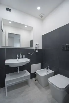 Deluxe Tek Büyük Yataklı Oda, 1 Büyük (Queen) Boy Yatak, Liman Manzaralı