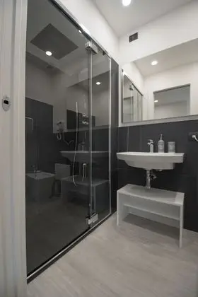 Deluxe Tek Büyük Yataklı Oda, 1 Büyük (Queen) Boy Yatak, Liman Manzaralı