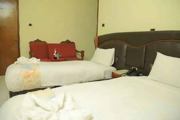 Deluxe Tek Büyük Yataklı Oda, 1 En Büyük (King) Boy Yatak, Balkon, Göl Manzaralı