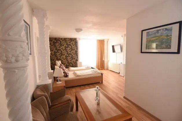 Comfort Tek Büyük Yataklı Oda