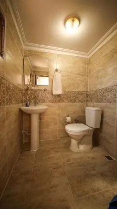 Aile Odası, Bahçe Manzaralı