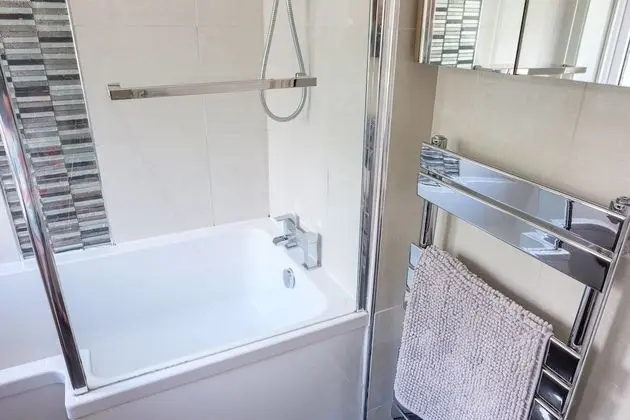 Ev, Özel Banyo (Dickens House)