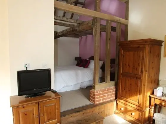 Tek Büyük Yataklı Oda, Banyolu/Duşlu