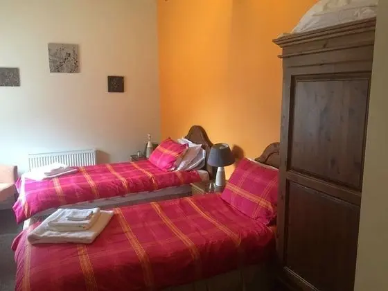 Üç Kişilik Oda, Banyolu/Duşlu