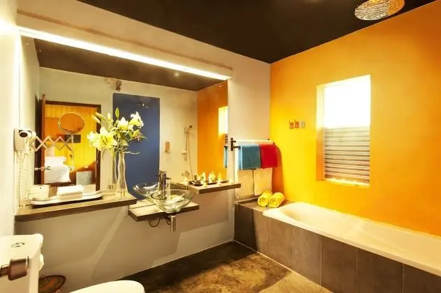 Deluxe Tek Büyük veya İki Ayrı Yataklı Oda, Bahçe Manzaralı