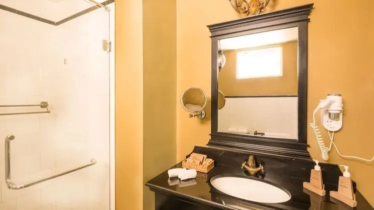 Deluxe Oda, Tepe Manzaralı, Dağ Yamacı