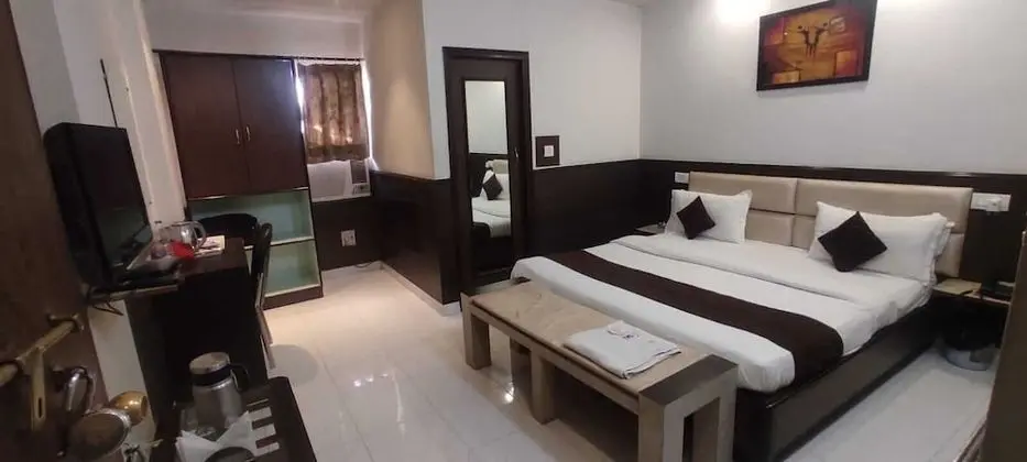 Super Deluxe Room