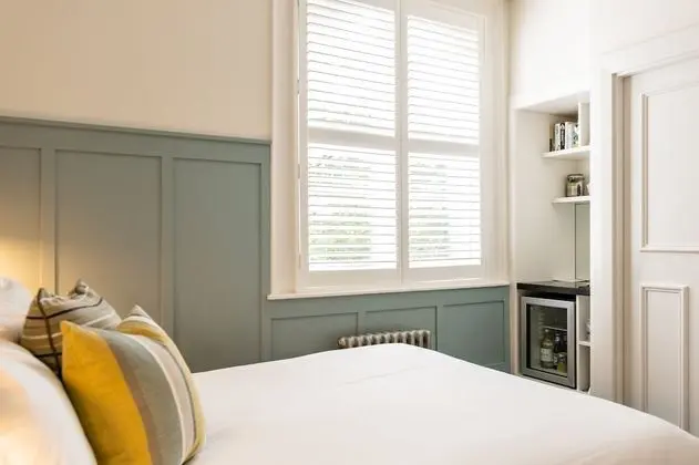 Classic Tek Büyük Yataklı Oda