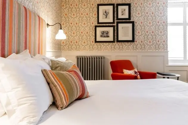 Superior Tek Büyük Yataklı Oda