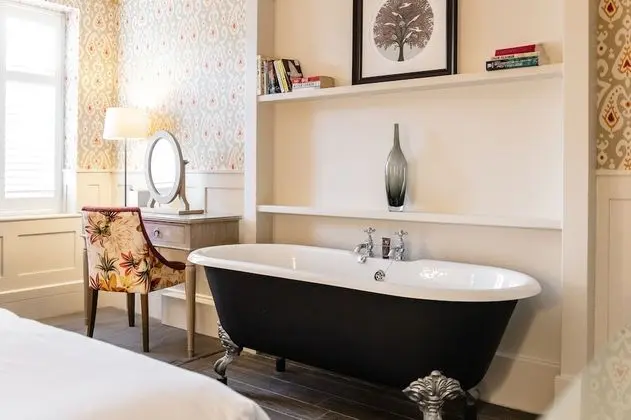 Superior Tek Büyük Yataklı Oda