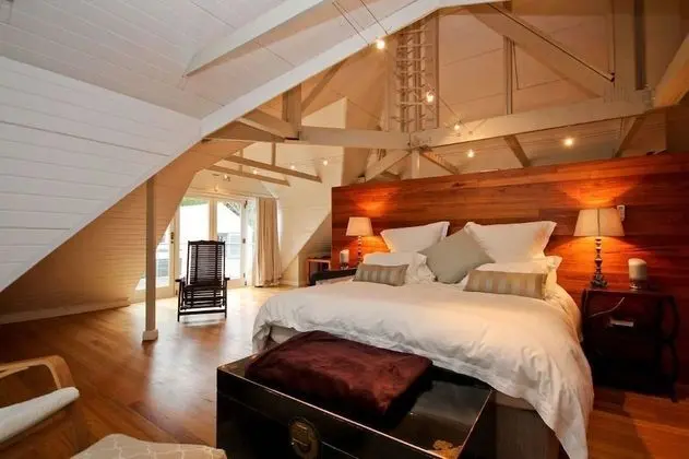 Deluxe King Rooms