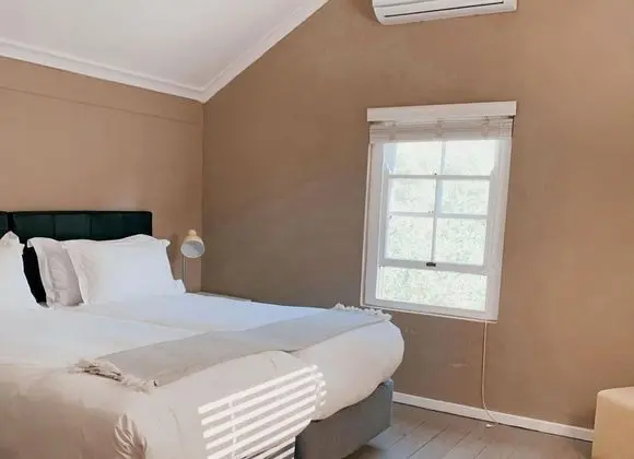 Pool Cottage