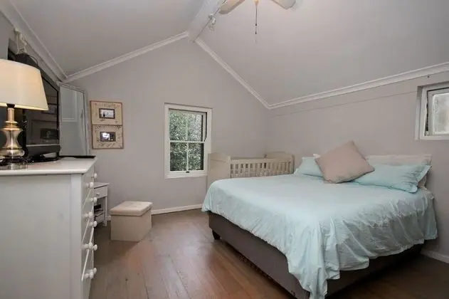 Pool Cottage