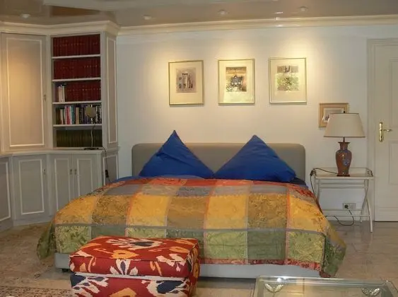 Comfort Apart Daire, Bahçe Manzaralı