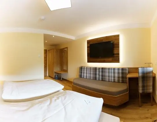 Classic Tek Büyük Yataklı Oda