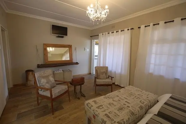 Tek Büyük Yataklı Oda (En-suite )