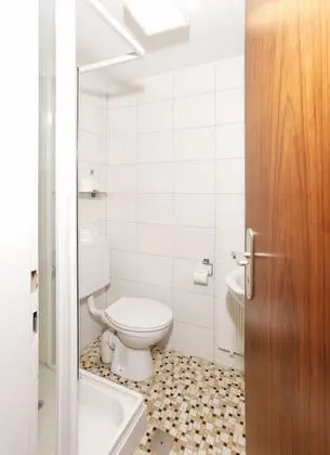 Basic Tek Büyük Yataklı Oda