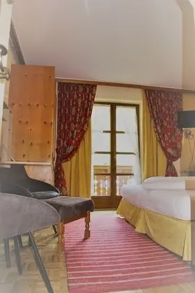 Tek Büyük Yataklı Oda