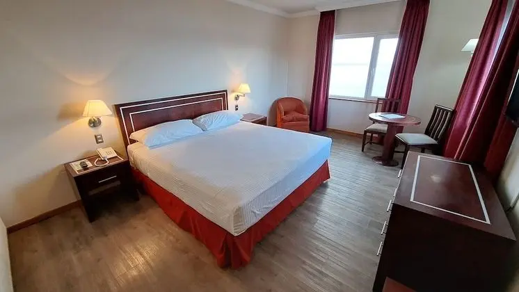 Standard Tek Büyük Yataklı Oda, Deniz Manzaralı