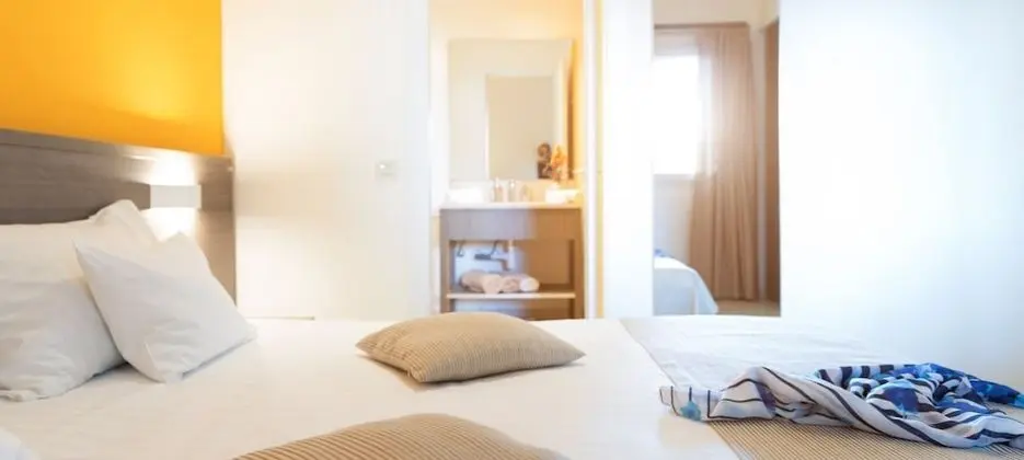 Royal Apart Daire, 2 Yatak Odası, Mutfak, Denize Sıfır