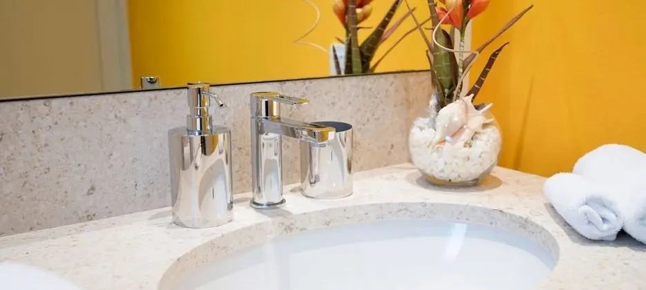 Royal Apart Daire, 2 Yatak Odası, Mutfak, Denize Sıfır