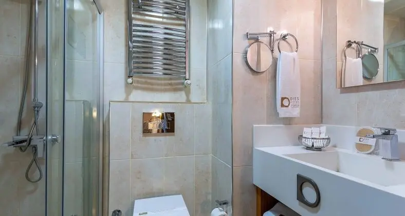 Standart Oda - Üç Kişilik