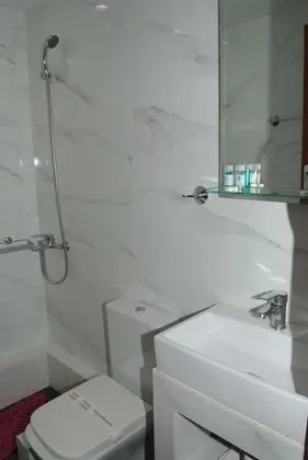 Classic Tek Büyük veya İki Ayrı Yataklı Oda