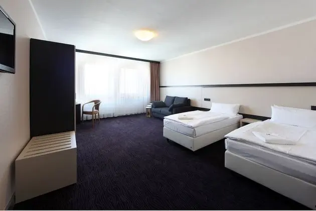 Comfort Tek Büyük Yataklı Oda