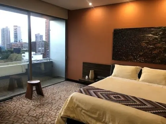 Deluxe Tek Büyük Yataklı Oda, Balkon