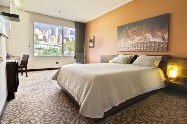 Deluxe Tek Büyük Yataklı Oda, Balkon