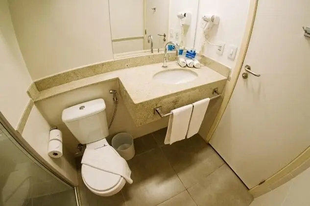 Oda, 2 Çift Kişilik Yatak, Sigara İçilmez