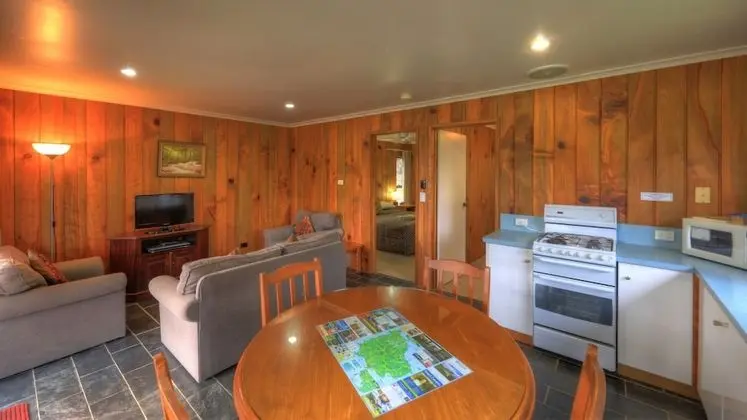 Standard Apart Daire, 2 Yatak Odası, Sigara İçilmez, Mutfak (2BrmCottage 2xEnsuites)