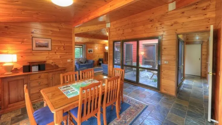 Standard Apart Daire, Birden Çok Yatak Odası, Sigara İçilmez, Mutfak (DiiElduu House 3 Brm)
